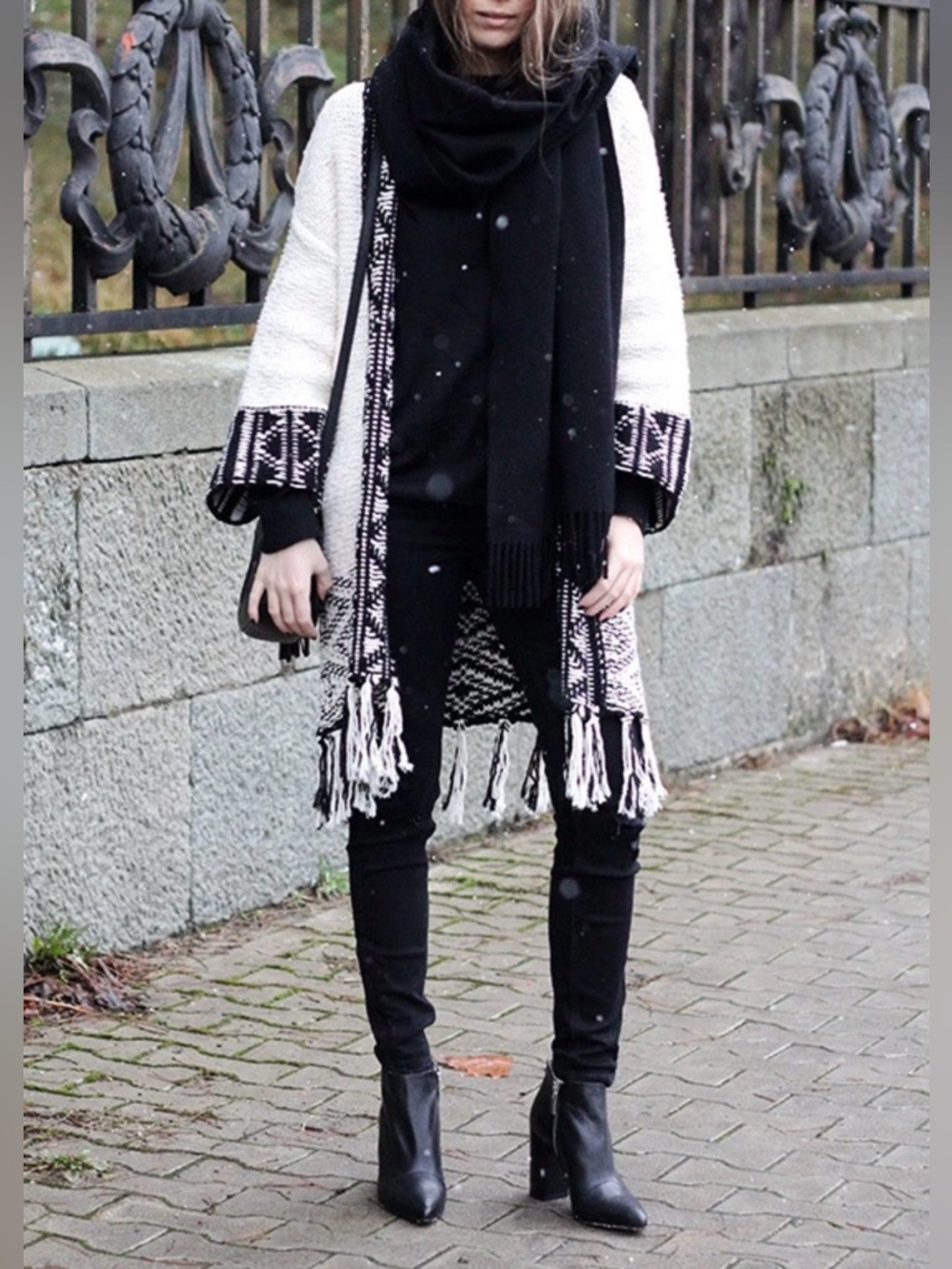 Zara Cream Black Fringe Open-Front Knit Cardigan Boho Medium